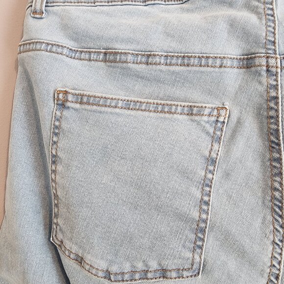 Woman Within Bermuda Shorts w/Embroidered Floral Design, Women's Size 14W - Picture 12 of 16